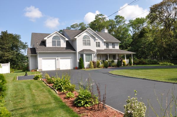 Cost of Driveway Resealing in Phoenix